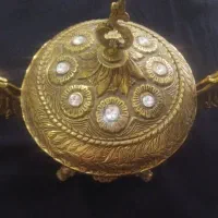 قو عاشق و شکلات خوری برنجی|مجسمه، تندیس، ماکت|ری, اقدسیه|دیوار