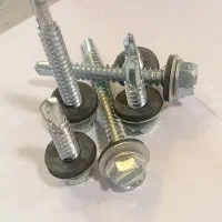 تهیه و توزیع انواع پیچ و مهره