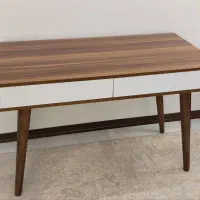 میز تحریر و‌ کار