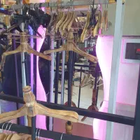معدنش مانکن و رخت اویز خوب رگال ۹۹|بندرخت و رختآویز|کرج, گلشهر|دیوار