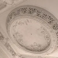 شاگرد گچ کاری