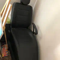 صندلی تخت‌شو آرایشگاهی