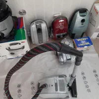 **جارو برقی AEG اصل آلمان2000وات  **|جاروبرقی، جارو شارژی، بخارشو|اصفهان, شهرک کاوه|دیوار