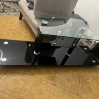 میز تلویزیون شیشه ای