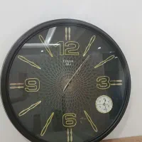 ساعت دیواری