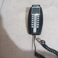 تلفن رو میزی