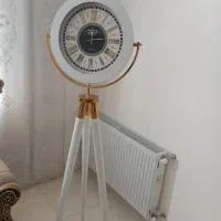 ساعت ایستاده سفید طلایی مارک دیاکو