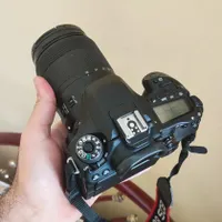 دوربین عکاسی Canon 80d با لنز 18.135
