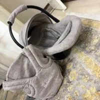 کریر و آغوشبند