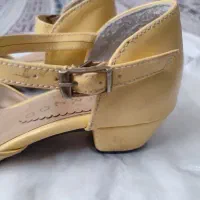 کفش مجلسی|کیف، کفش، کمربند|نیشابور, مدرس|دیوار