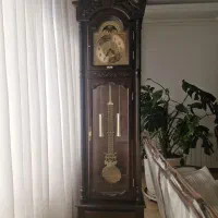 ساعت چوبی ایستاده