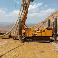 اپراتور دستگاه حفاری