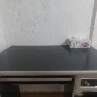 میز|میز تحریر و کامپیوتر|رشت, گلسار|دیوار