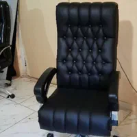 صندلی مدیریت تولید کننده هستم لطفا حمایت کنید