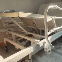 تخت بیمارستانی ۳ شکن برقی با تشک مواج در حد نو|آرایشی، بهداشتی، درمانی|رشت, شالکو|دیوار