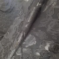 دو قواره چادر دوخته شده ویک قواره مشکی ساده ندوخته