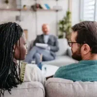 مشاوره زوج و زناشوییچ