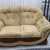 یه دست مبل راختی ۷نفره ترکیبی ازچرم وپارچه مخمل