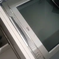 تلوزیون الجی قدیمی