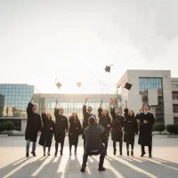 عکاسی و فیلمبرداری جشن فارغ التحصیلی