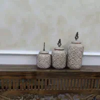 تعدادی لوازم دکوری|چراغ خواب و آباژور|اردبیل, |دیوار