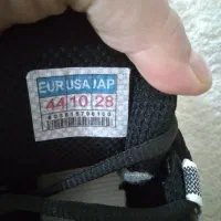 کتونی و کفش کار|کیف، کفش، کمربند|مشکیندشت, |دیوار