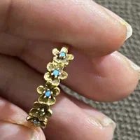 انگشتر زیر یه گرم