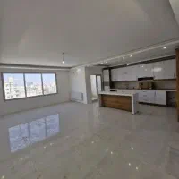 آپارتمان ۳ خواب غرق در نور