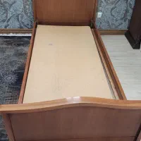 تخت یک نفره چوبی