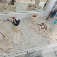 سنگ وسایل آرایشی و اکسسوری