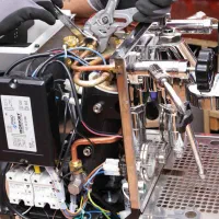 تعمیر لوازم خانگی درب منزل اسپرسو صنعتی و خانگی|خدمات پیشه و مهارت|کرج, گوهردشت|دیوار