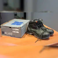 کفش ایمنی کارمدل۷۲۴۰ بدون کاپ ساق دار کلار ۴۴