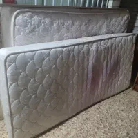 دوتاکمد سالم  تخت یکنفره و تشک یکنفره و ۱۴۰ سالم