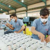 کارگرساده فنی باجای .خواب وغذا|استخدام صنعتی، فنی، مهندسی|تهران, پاسداران|دیوار