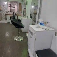 ارایشگاه همه وسایل ۱۳ میلیون ، تکی هم فروخته میشه