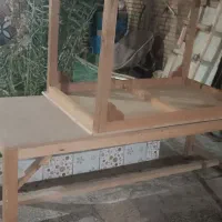 دو عدد میز چوبی بزرگ