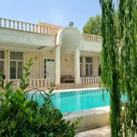 استخدام سرایدار و نظافتچی (ویلا چهارباغ)