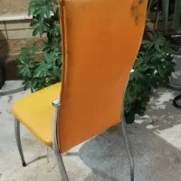 صندلی فلزی چرمی