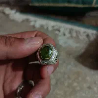 نقره دست ساز تمیز و سنگ زبرجد|جواهرات|دهدشت, |دیوار