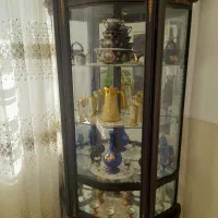 بوفه ای کاملا سالم بدون هیچ خطو و خشی|بوفه، ویترین، کنسول|ارسنجان, |دیوار