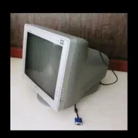 مانیتور کامپیوتر و دوربین