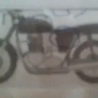 فروش موتورسیکلت کویر۱۲۵ درپارکینگ خلیج شماره۲