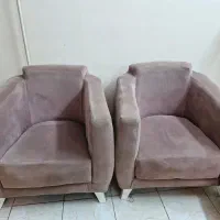مبل ومیز ناهارخوری و لوستر