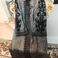 مانتو سایز بزرگ تا ۵۲ مشکی مدل کتی مشکی زاغ