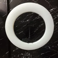 رینگ لایت 170 وات به همراه 3 پایه 2 متری فلزی|دوربین عکاسی و فیلم‌برداری|تهران, لاله زار|دیوار