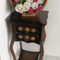 میز تلفن و دکوری