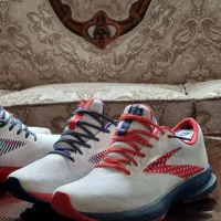 کتونی اورجینال بروکس پرچم  کمیاب