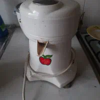 آب هویج گیری