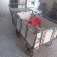 گاری دستی چهار چرخ