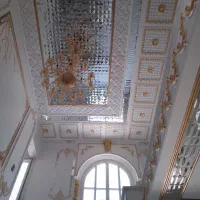 اینه کاری گچبری اجرای انواع نورمخفی وابزارزنی .
